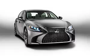   Lexus LS 500 US-spec - 2017