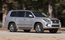   Lexus LX570 US-spec - 2013