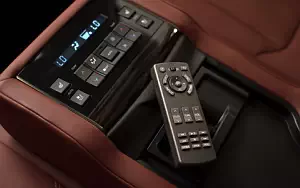   Lexus LX 570 US-spec - 2016