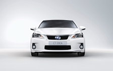   Lexus CT200h - 2010