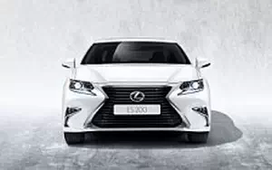   Lexus ES 200 - 2015