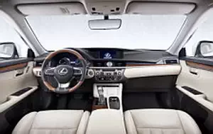   Lexus ES 200 - 2015