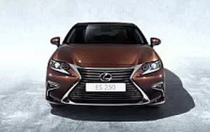   Lexus ES 250 - 2015