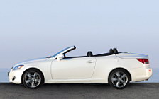   Lexus IS250C - 2009