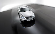   Lexus LS600h L - 2007