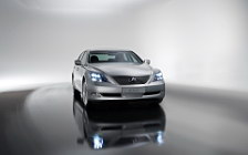   Lexus LS600h L - 2007