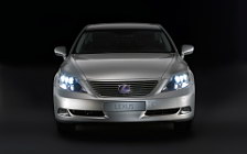   Lexus LS600h L - 2007