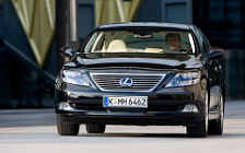   Lexus LS600h - 2007