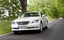   Lexus LS600h - 2007