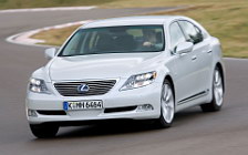   Lexus LS600h - 2007