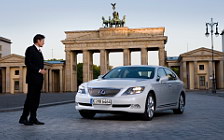   Lexus LS600h - 2007
