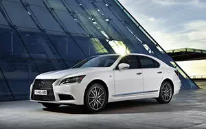   Lexus LS600h F Sport - 2012