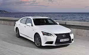   Lexus LS600h F Sport - 2012