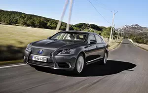   Lexus LS600h L - 2012