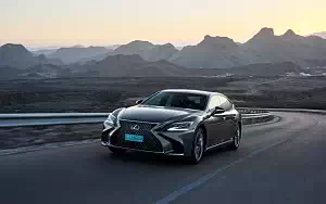   Lexus LS 500h AWD (Manganese Luster) - 2017