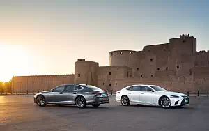   Lexus LS 500h AWD (Manganese Luster) - 2017