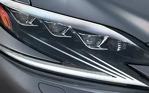   Lexus LS 500h AWD (Manganese Luster) - 2017