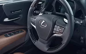   Lexus LS 500h AWD (Manganese Luster) - 2017