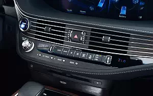   Lexus LS 500h AWD (Manganese Luster) - 2017