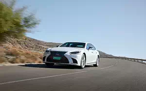   Lexus LS 500h AWD (Sonic White) - 2017
