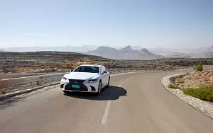   Lexus LS 500h AWD (Sonic White) - 2017