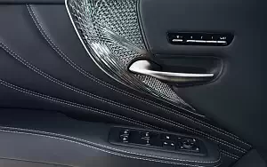   Lexus LS 500h AWD (Sonic White) - 2017