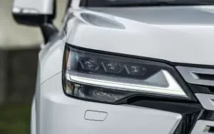   Lexus LX 500d - 2021