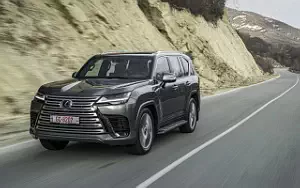   Lexus LX 600 - 2021