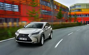   Lexus NX 300h - 2014