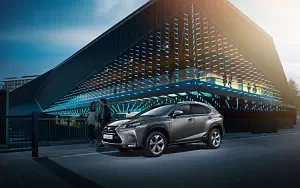   Lexus NX 300h - 2014