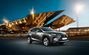   Lexus NX 300h - 2014