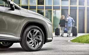   Lexus RX 450hL - 2018