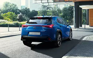   Lexus UX 300e - 2020