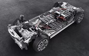   Lexus UX 300e - 2020