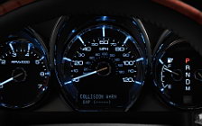   Lincoln MKT - 2010