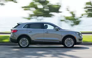   Lincoln MKX - 2016