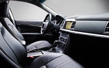   Lincoln MKZ - 2010