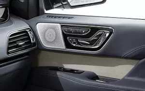   Lincoln Navigator Black Label - 2017