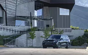   Mercedes-Benz GLS 580 4MATIC AMG Line (Cavansite Blue) US-spec - 2019