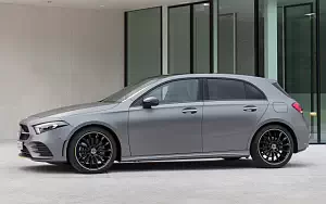 Обои автомобили Mercedes-Benz A-class AMG Line Edition - 2018