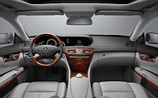   Mercedes-Benz CL500 4MATIC - 2010