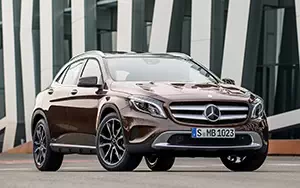  Mercedes-Benz GLA220 CDI 4MATIC - 2013