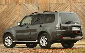   Mitsubishi Pajero 5door - 2014
