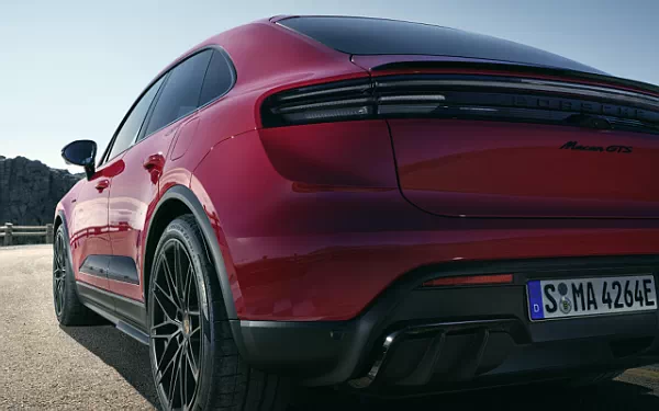 ���� ���������� Porsche Macan GTS - 2025