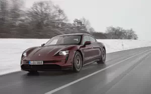 Обои автомобили Porsche Taycan (Cherry Metallic) - 2021