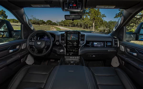 ���� ���������� Ram 1500 Rebel (Hydro Blue/Diamond Black) - 2024