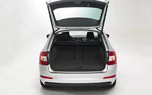   Skoda Octavia Combi - 2013