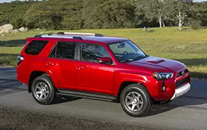   Toyota 4Runner US-spec - 2014