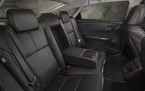   Toyota Avalon LTD - 2013