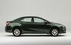 Обои автомобили Toyota Corolla LE Eco US-spec - 2014